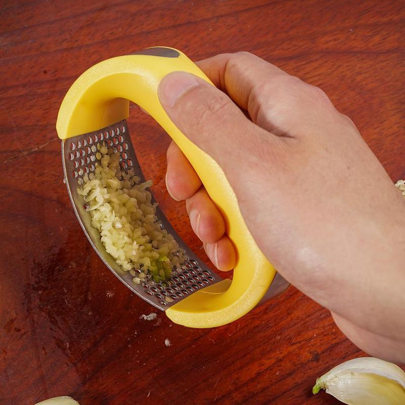 Stainless Steel Garlic Masher Garlic Press Household Manual Curve Fruit Vegetable Tools Kitchen Gadgets - Aiorax Store